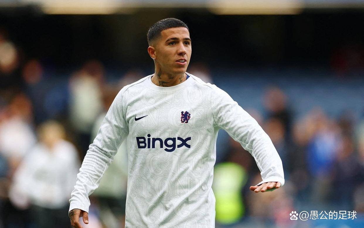 九游体育官网-关于转会期欧冠传出新动向，纽约尼克斯防线松动，管理层表态——球迷炸锅，轮换策略成焦点的信息